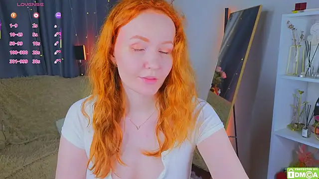 JoyceJones online show from July 2026 07:18:02 PM