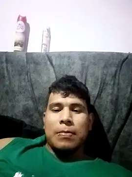 Snapshot of Oscariin96 chatting on March 2026 03:47:01 AM Oscariin96 online show from March 2026 03:47:01 AM