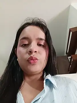 Snapshot of Lambedora_69 chatting on July 2026 05:52:01 PM Lambedora 69 online show from July 2026 05:52:01 PM