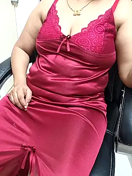 Anushka134 online show from October 2025 08:15:01 PM