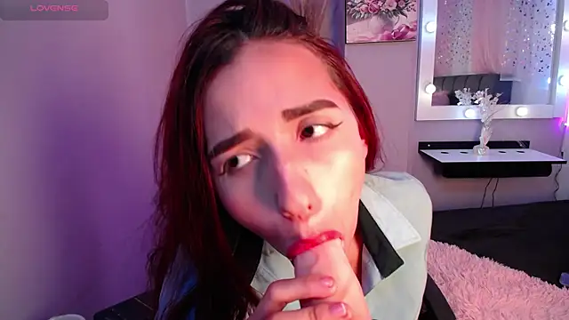 NataliaPrada s online show from September 2025 07:26:02 PM