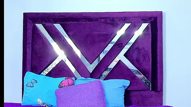 cuteeimy online show from November 2025 07:14:01 PM