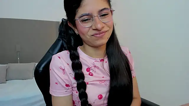 carlina 15 online show from November 2025 12:27:01 PM