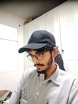 Snapshot of NikoBlaze chatting on April 2026 05:03:02 PM NikoBlaze online show from April 2026 05:03:02 PM