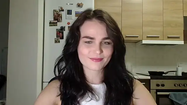 Silviaa a online show from September 2025 07:26:02 PM