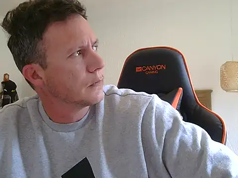 TroyDieselXXX online show from February 2026 08:04:02 AM