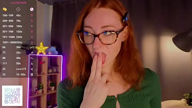VeronaHascall online show from October 2025 05:08:02 AM