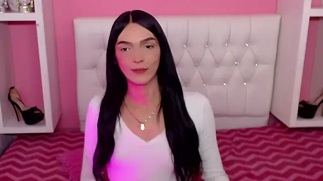 Snapshot of x_isabella_x chatting on June 2026 03:38:02 AM x isabella x online show from June 2026 03:38:02 AM