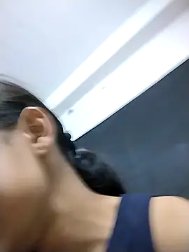 Snapshot of Your-Kitkat chatting on October 2025 11:37:01 PM Your-Kitkat online show from October 2025 11:37:01 PM