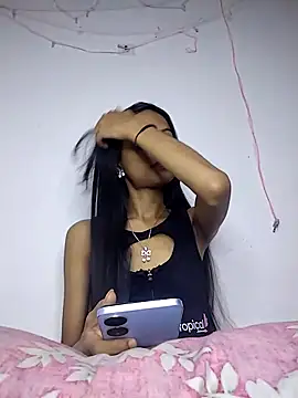 Snapshot of Your-Kitkat chatting on February 2026 12:19:01 PM Your-Kitkat online show from February 2026 12:19:01 PM