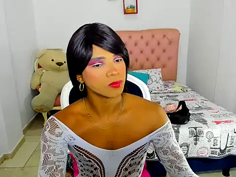 Snapshot of angelica_bragann chatting on September 2025 03:25:01 PM angelica bragann online show from September 2025 03:25:01 PM