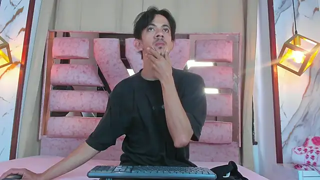 kameron and Nick online show from December 2025 07:51:01 PM