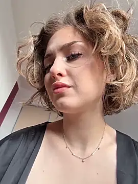 Snapshot of KellyKeler chatting on February 2026 12:39:02 PM KellyKeler online show from February 2026 12:39:02 PM