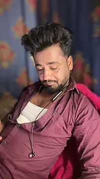 Snapshot of Munny6677 chatting on February 2026 08:02:02 PM Munny6677 online show from February 2026 08:02:02 PM