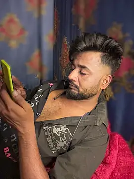 Snapshot of Munny6677 chatting on February 2026 05:42:02 PM Munny6677 online show from February 2026 05:42:02 PM