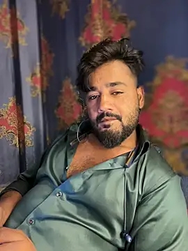 Snapshot of Munny6677 chatting on February 2026 06:52:01 PM Munny6677 online show from February 2026 06:52:01 PM