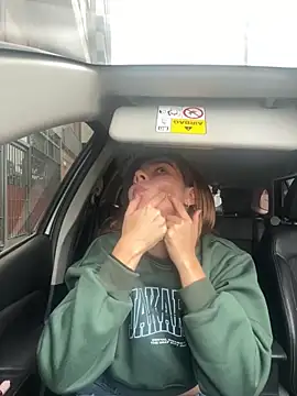 AllieYourGirl online show from October 2025 04:53:02 PM