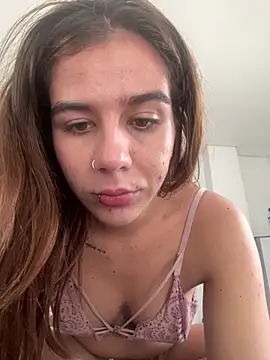 AllieYourGirl online show from November 2025 04:31:02 PM