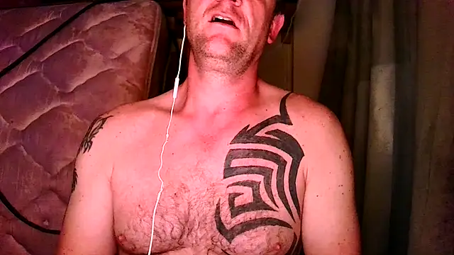 Yournaughty online show from April 2026 04:56:01 AM