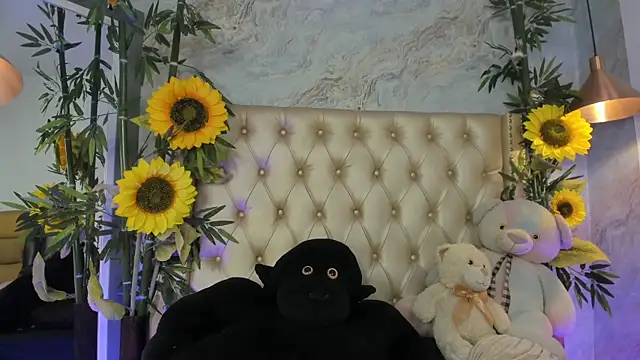 LittleeJaz online show from July 2026 06:09:01 AM
