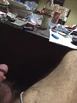 Luigi831 online show from April 2026 04:24:01 PM