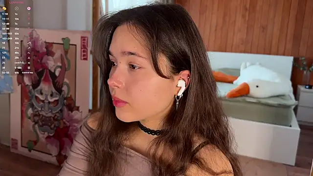 PlumyBun online show from April 2026 12:37:01 AM