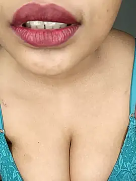 sex-withcouple online show from February 2026 03:06:01 AM