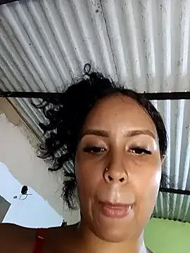 Snapshot of Fernanda30 chatting on May 2026 12:29:02 AM Fernanda30 online show from May 2026 12:29:02 AM