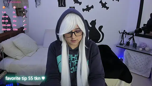 Cherry blush  online show from October 2025 07:47:02 PM