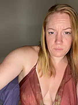 Snapshot of ChiliRoja chatting on September 2025 05:20:01 AM ChiliRoja online show from September 2025 05:20:01 AM