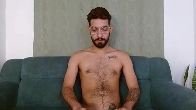 Snapshot of ReyPablo1 chatting on September 2025 09:04:02 PM ReyPablo1 online show from September 2025 09:04:02 PM