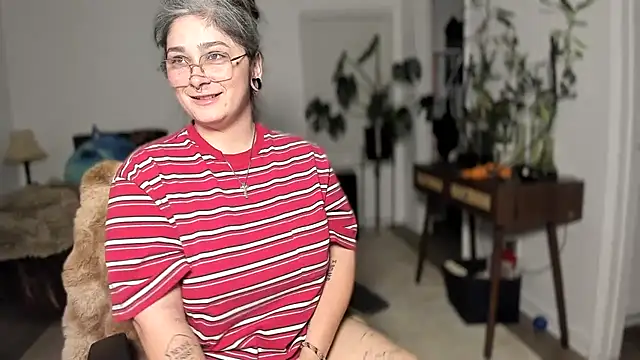 Alix Valentine online show from November 2025 01:27:01 AM