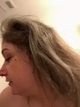 Alix Valentine online show from November 2025 07:19:02 PM