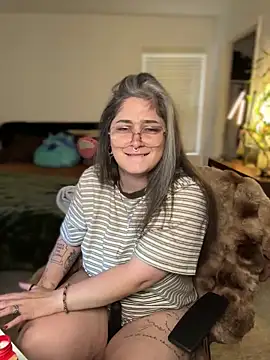 Alix Valentine online show from November 2025 05:13:02 PM