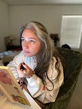 Alix Valentine online show from April 2026 04:40:02 PM