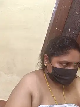 Villageanuty online show from November 2025 06:03:01 AM