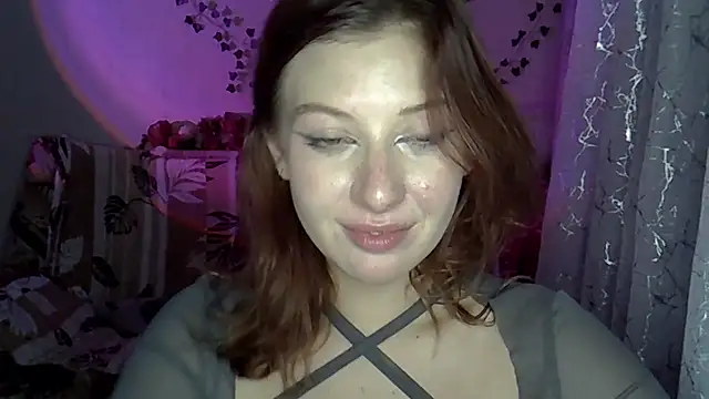 Lily Ember online show from November 2025 06:23:02 PM