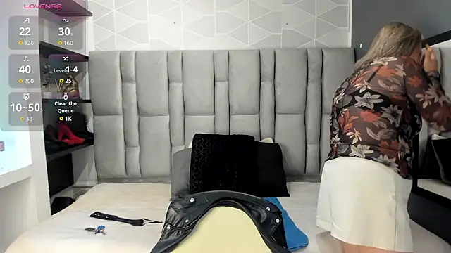 Charlot milf online show from February 2026 11:58:02 AM