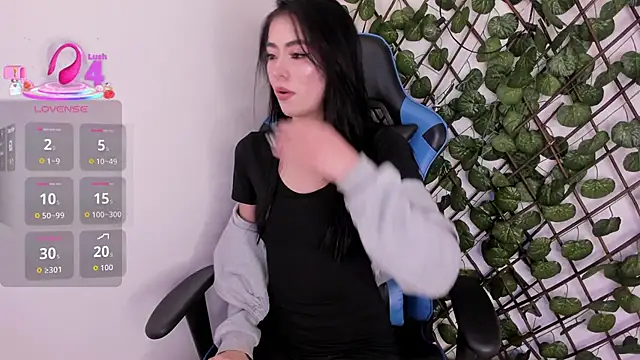 Snapshot of Anya_Belth chatting on October 2025 06:52:02 PM Anya Belth online show from October 2025 06:52:02 PM