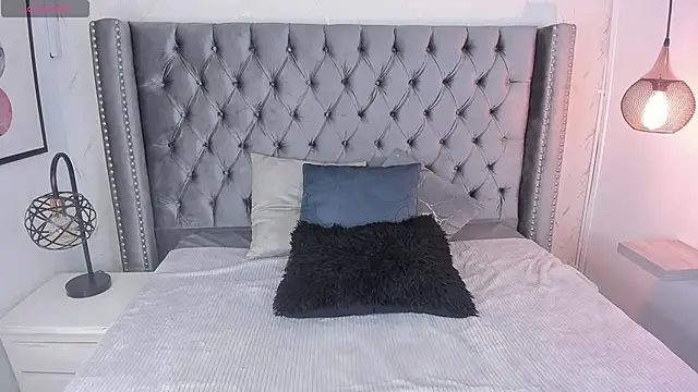 Snapshot of Anya_Belth chatting on October 2025 03:51:01 PM Anya Belth online show from October 2025 03:51:01 PM