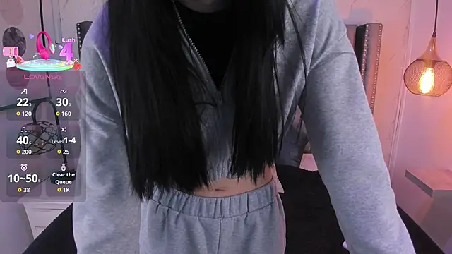 Snapshot of Anya_Belth chatting on October 2025 07:04:02 PM Anya Belth online show from October 2025 07:04:02 PM