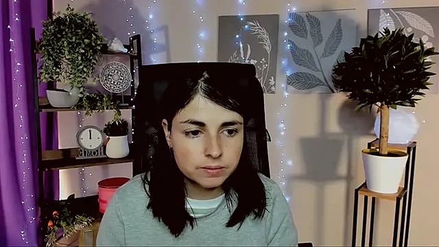 MartaEdams online show from February 2026 06:18:02 AM