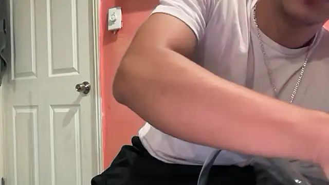 kSwisssxxx online show from November 2025 03:30:02 AM