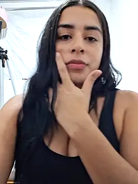 channell0 online show from June 2026 04:54:01 AM