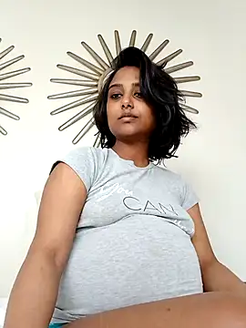 littlemissdevil69 online show from September 2025 09:31:01 AM