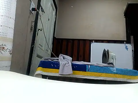 juanpa8453 online show from March 2026 04:58:01 PM