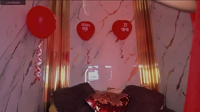 Snapshot of eimy_skinny_ chatting on February 2026 12:47:02 PM eimy skinny online show from February 2026 12:47:02 PM