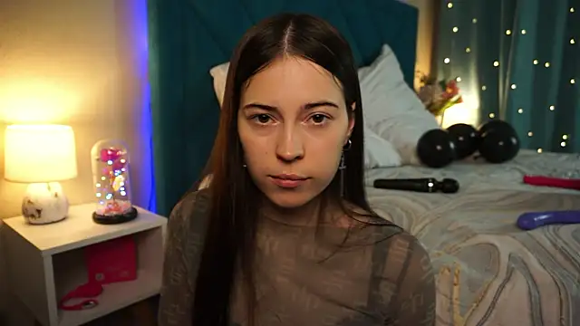 ywixos online show from April 2026 09:41:02 PM