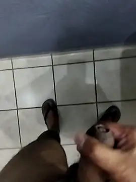 Leofj007 online show from November 2025 06:24:01 AM