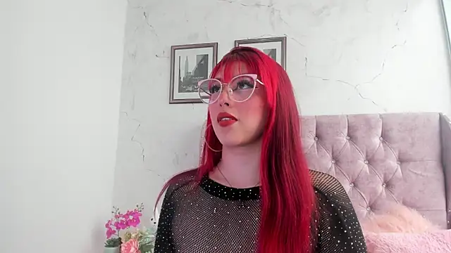 Maddy Mills online show from March 2026 06:04:02 PM